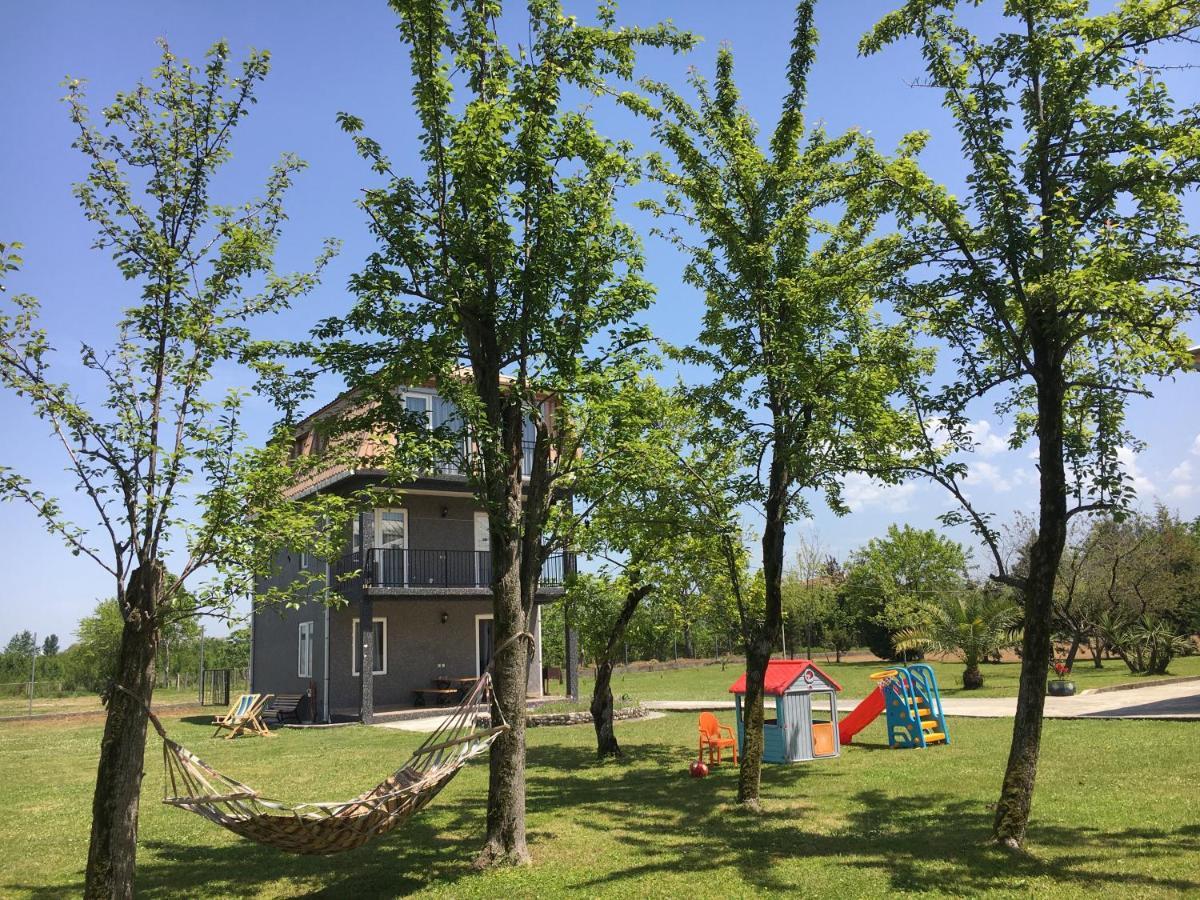 Дом На Пляже Black Sea House Kobuleti ภายนอก รูปภาพ