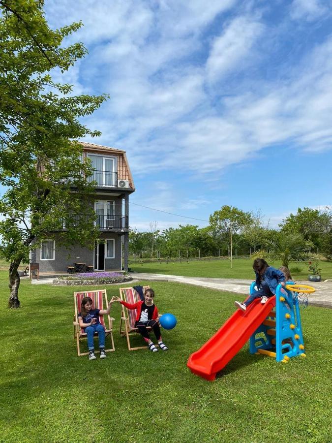 Дом На Пляже Black Sea House Kobuleti ภายนอก รูปภาพ